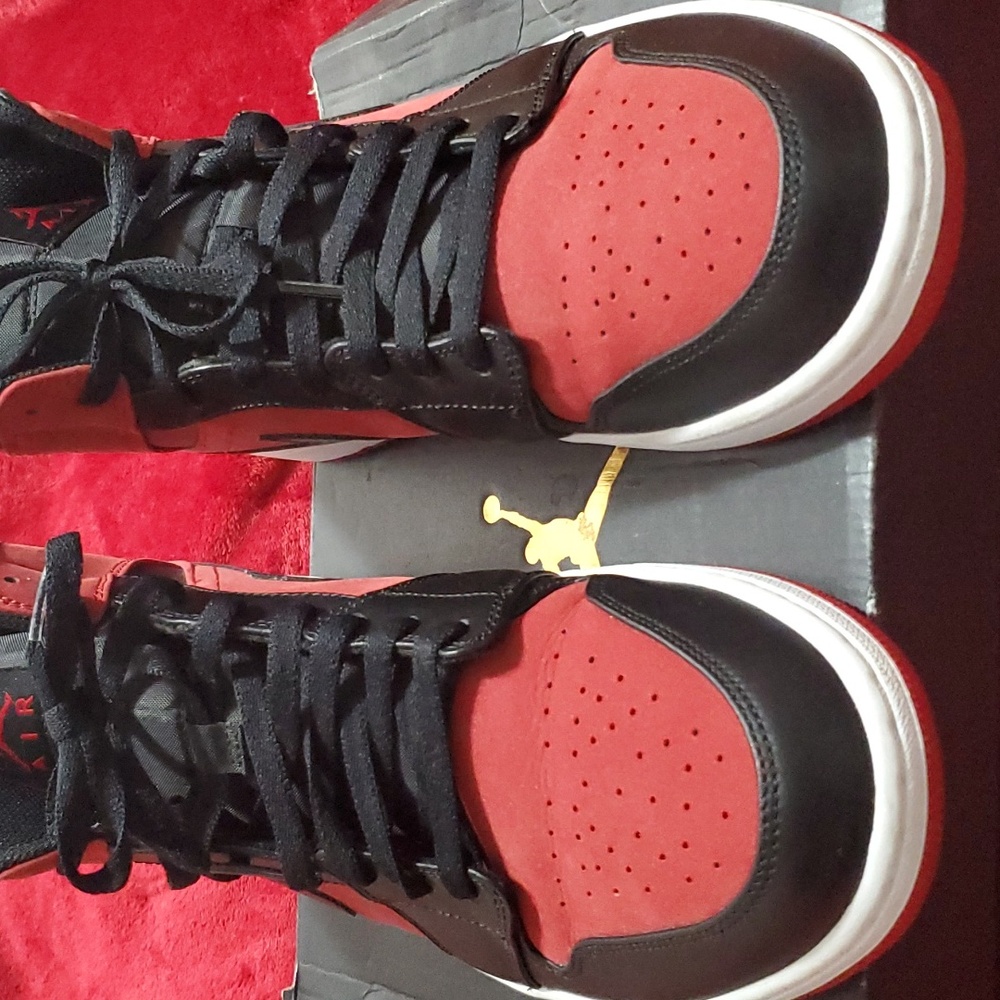 Jordan 1 mid sz 13